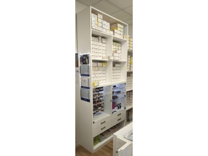 Skriňa - s vitrínou a zásuvkami 125,3x280x40,3 (cm)
predaj mimo eshop, iba osobne